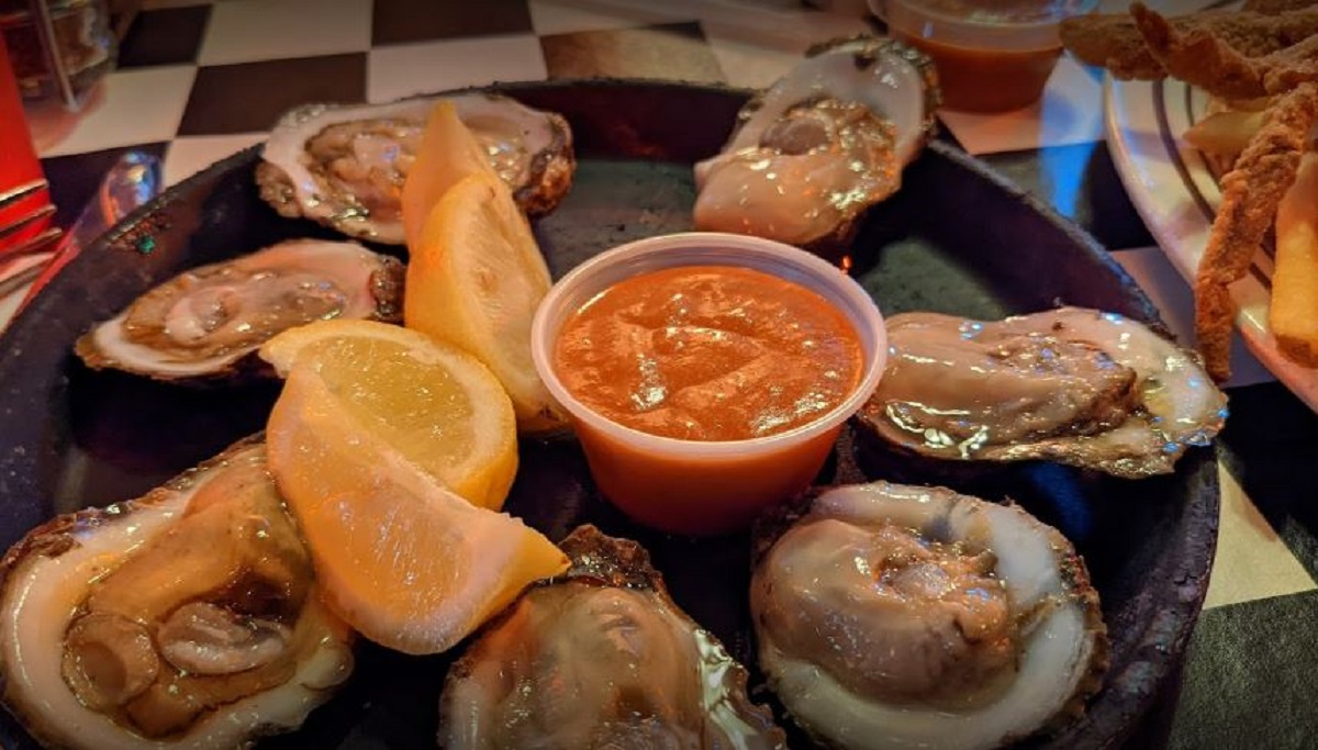 when is oyster season in New Orleans