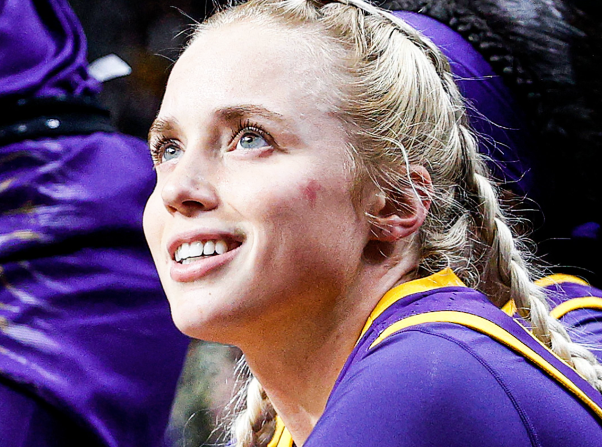 lsu GUARD Hailey Van Lith enters transfer portal.